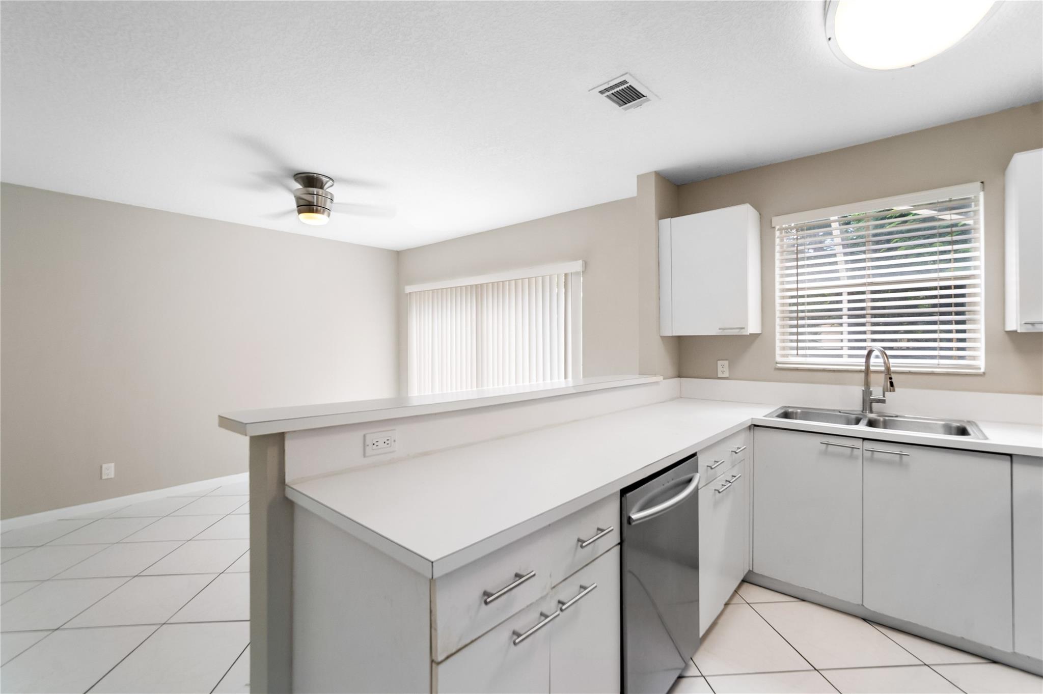 Coral Bay Prcl H 140-10 B - Residential