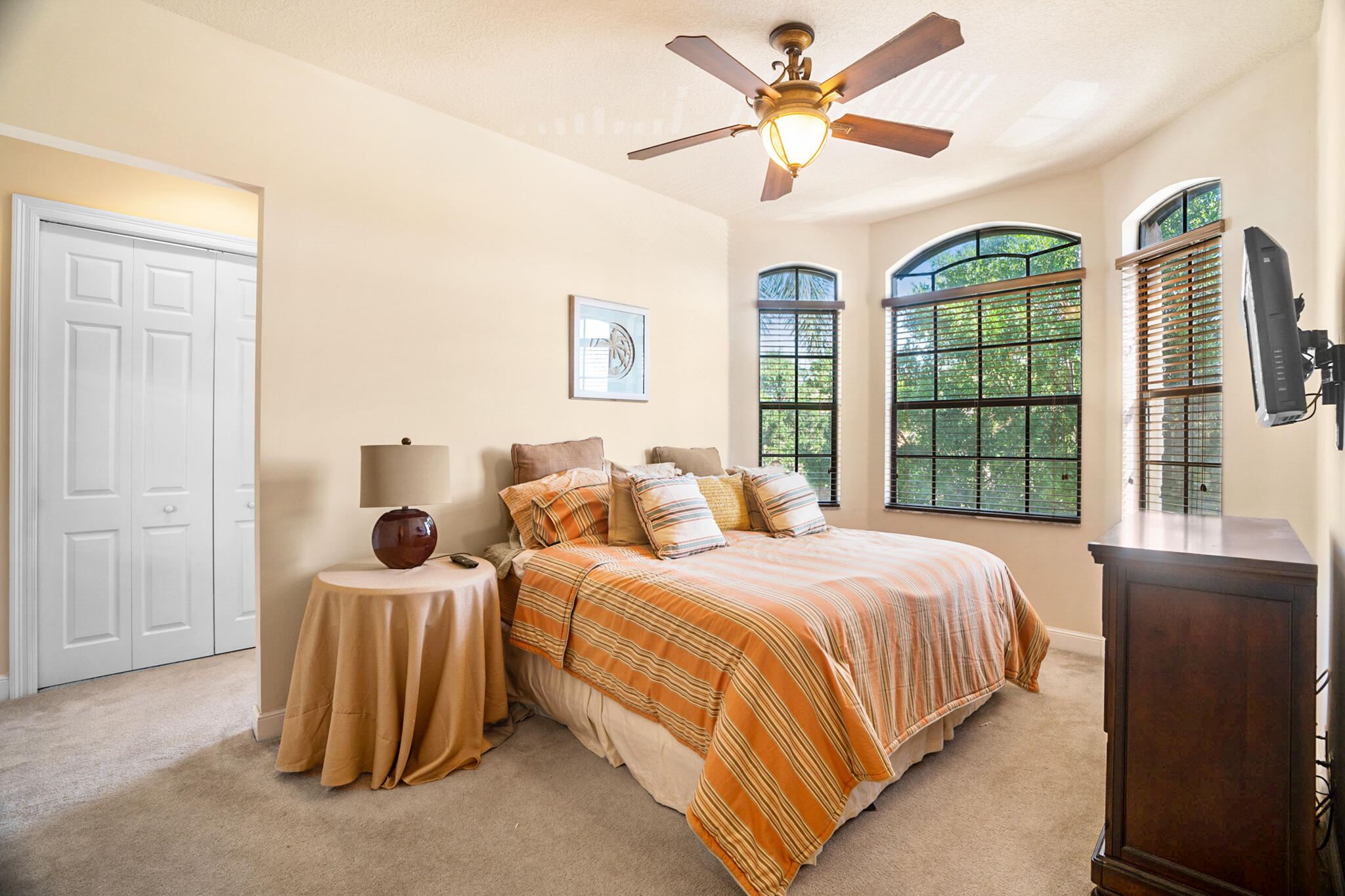 Versailles - Residential Lease