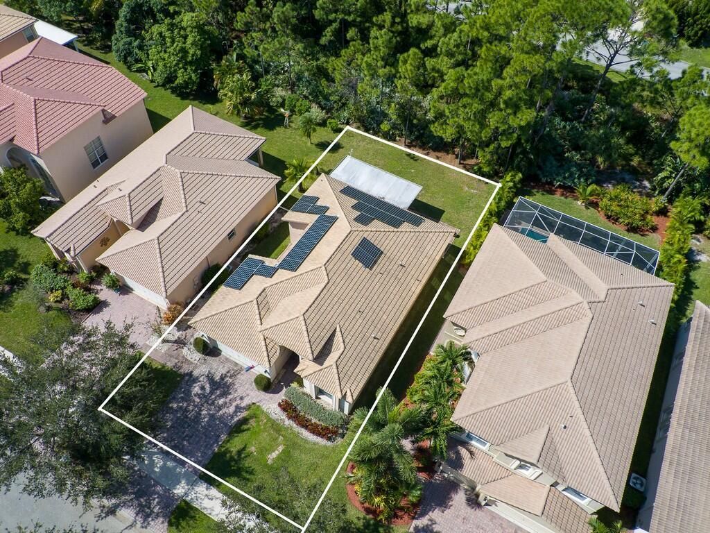 Photo of 5621 Spanish River Road, Fort Pierce, FL 34951 (MLS # R10929203)