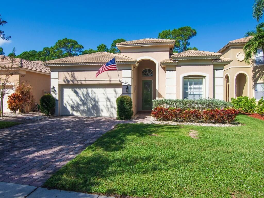 Photo of 5621 Spanish River Road, Fort Pierce, FL 34951 (MLS # R10929203)