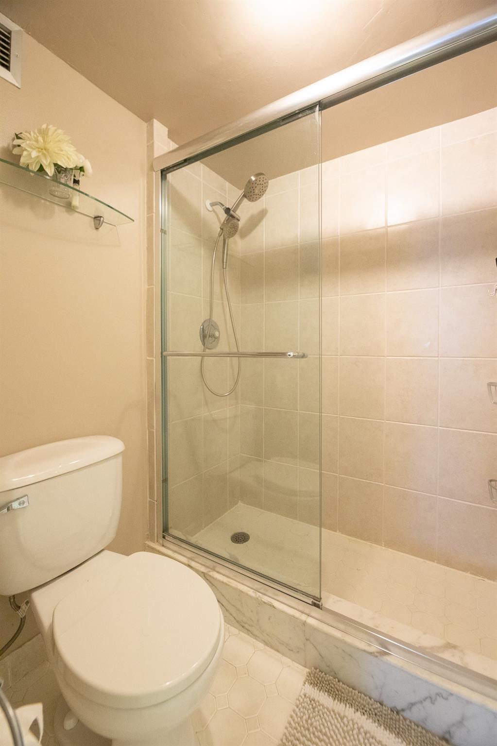 Jamaica House - Residential