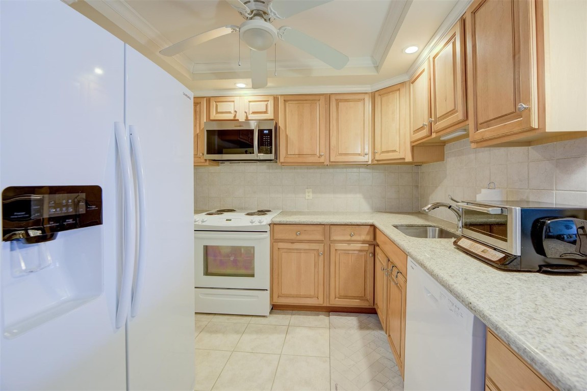 305 N Pompano Beach Boulevard 1003