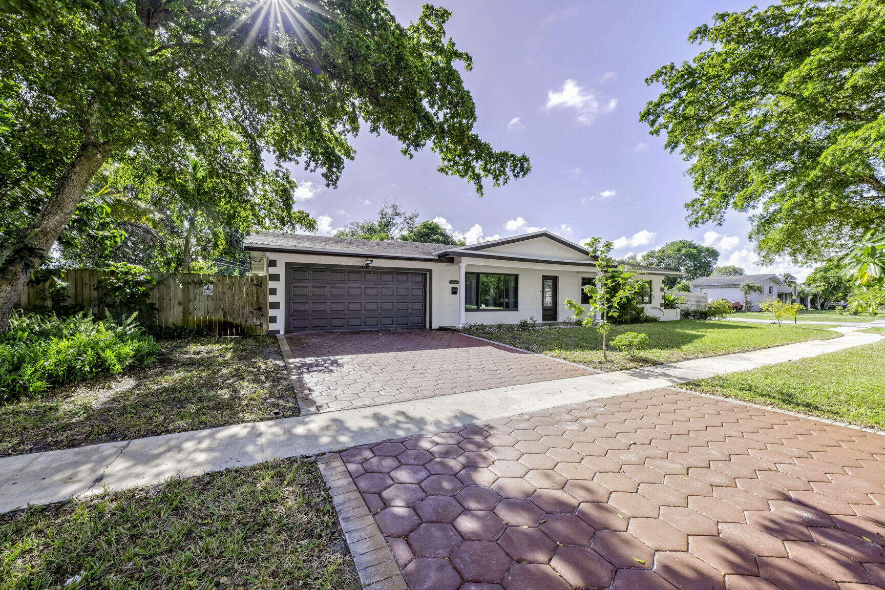 776 NW 48th Avenue