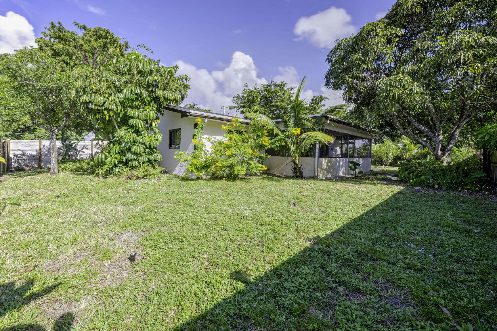 BREEZESWEPT PARK ESTATES - Residential