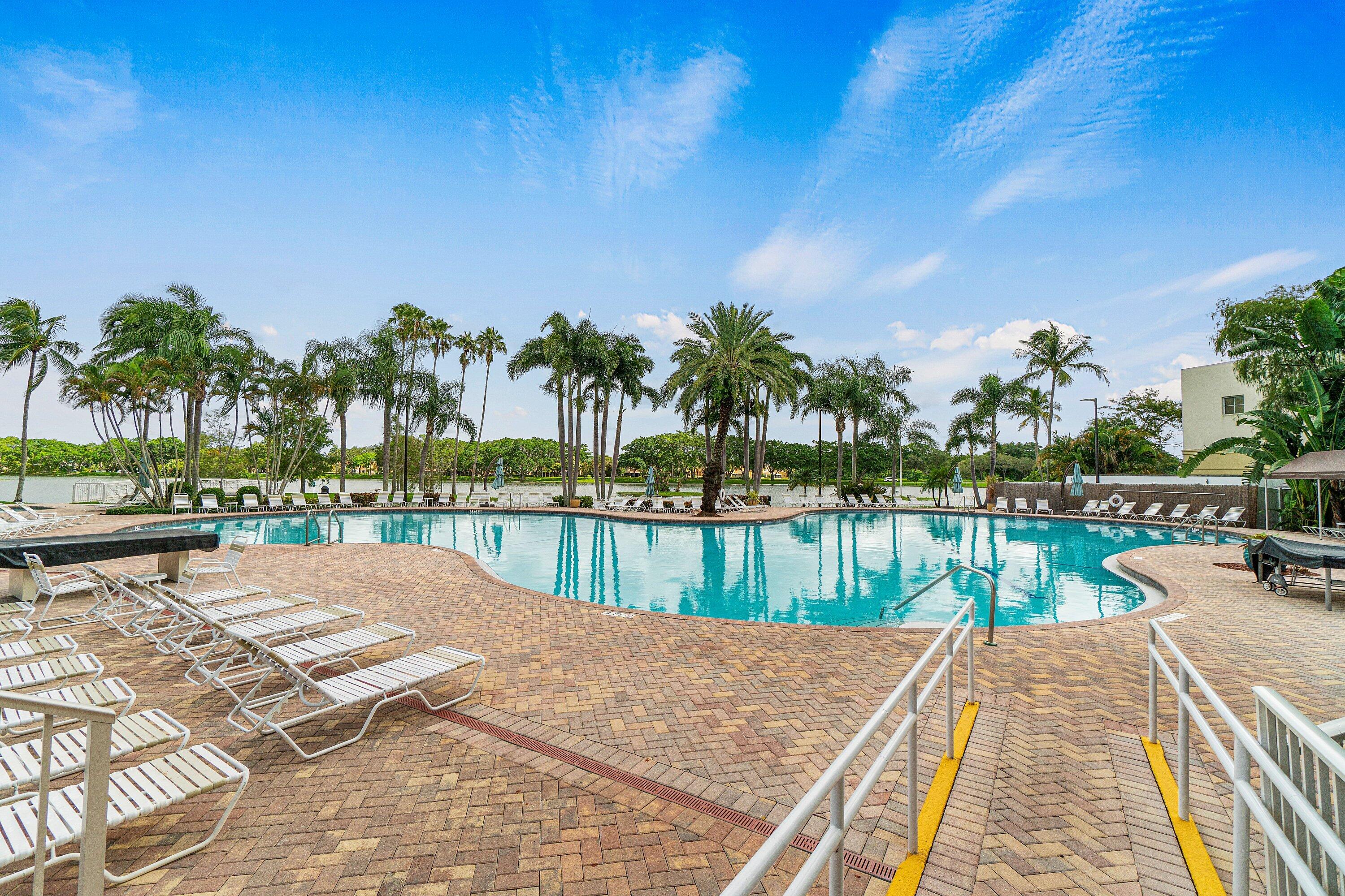 REGATTA AT MISSION BAY - Residential