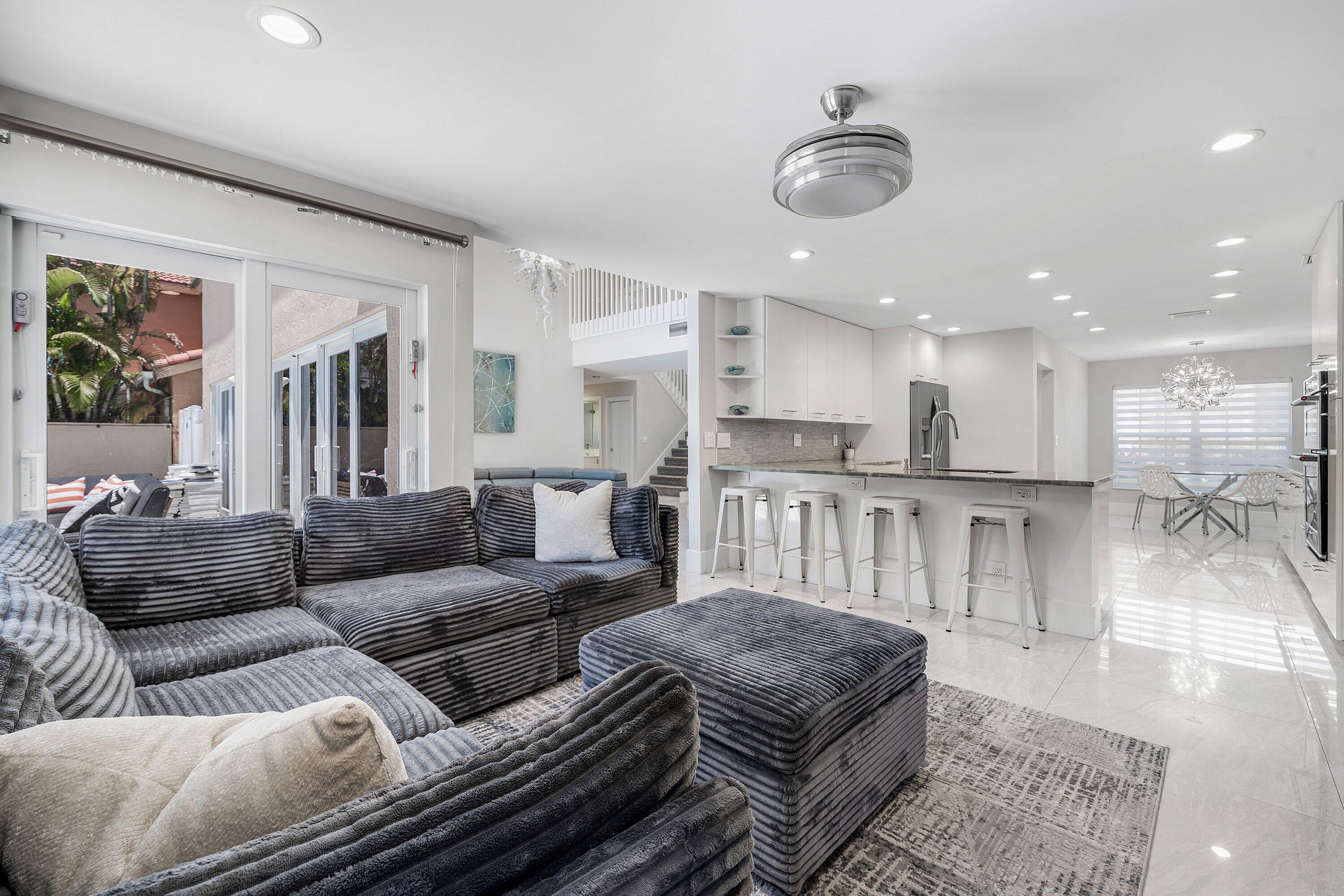 REGATTA AT MISSION BAY - Residential