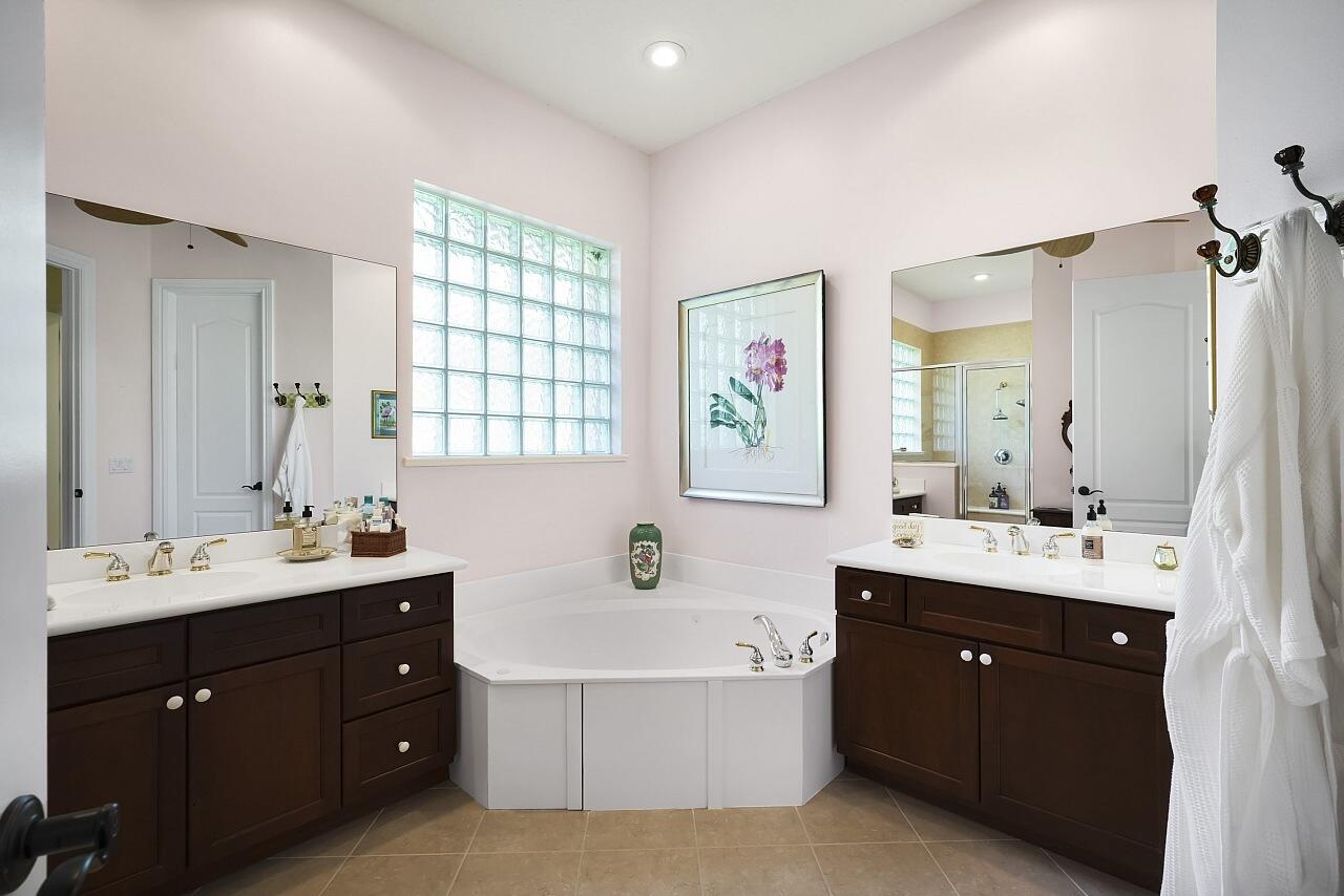 The Bermuda Club - Residential