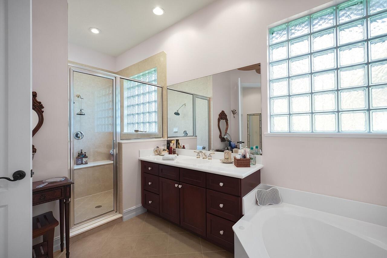 The Bermuda Club - Residential