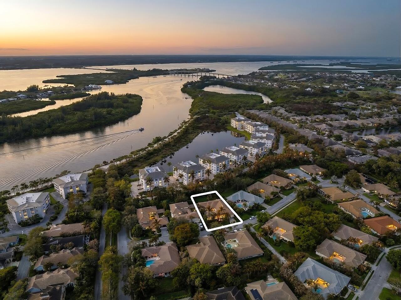 The Bermuda Club - Residential