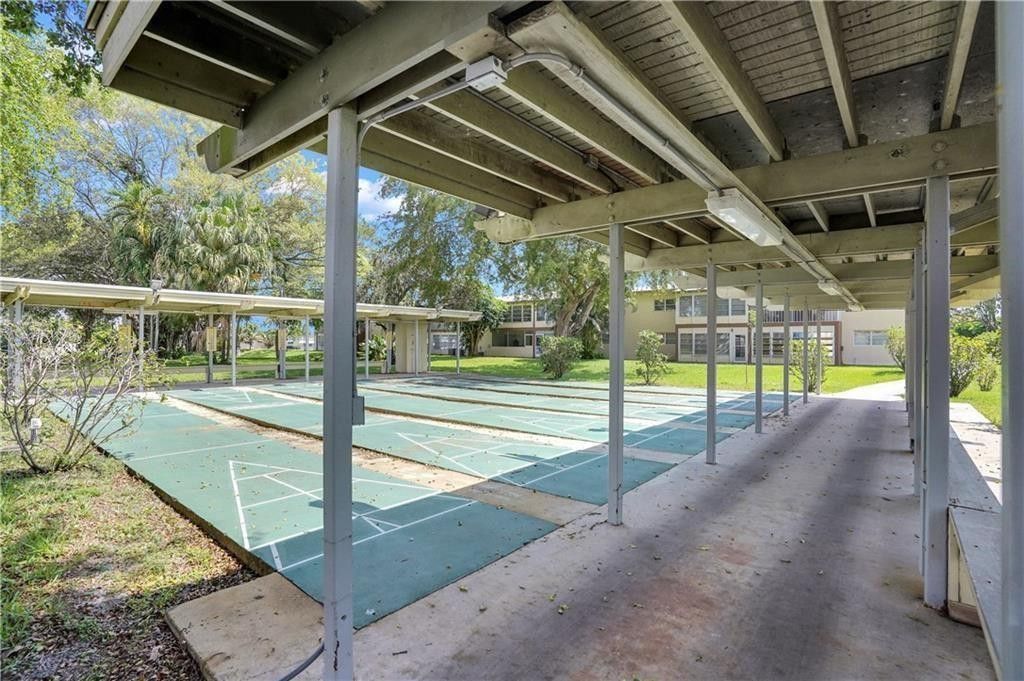 Photo of 7600 NW 5th Place #106, Margate, FL 33063 (MLS # B26030587)
