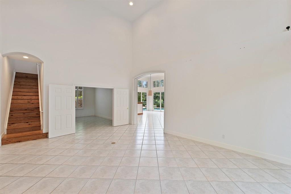 BRIARCLIFF AT WOODFIELD COUNTRY CLUB - Residential