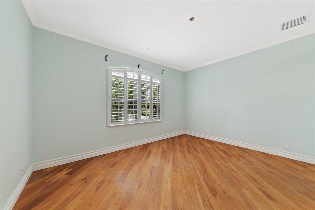 BRIARCLIFF AT WOODFIELD COUNTRY CLUB - Residential