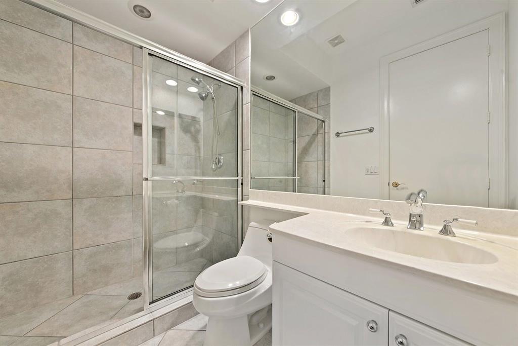 BRIARCLIFF AT WOODFIELD COUNTRY CLUB - Residential