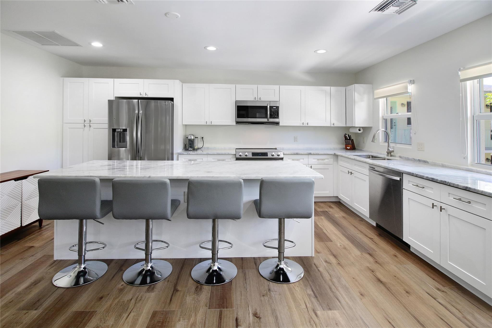 COLEE HAMMOCK - Residential Lease