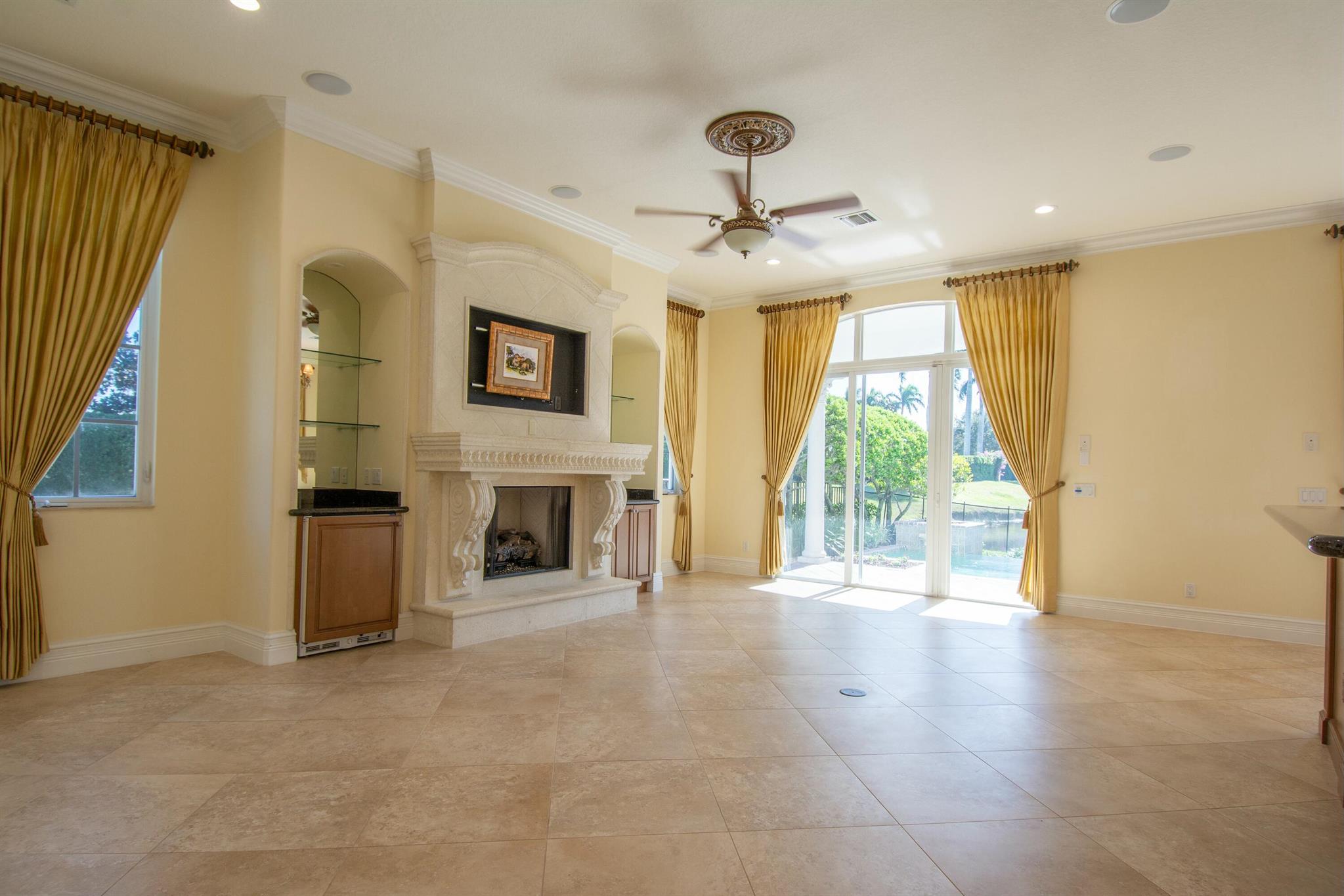 TESORO PLAT NO 6 - Residential