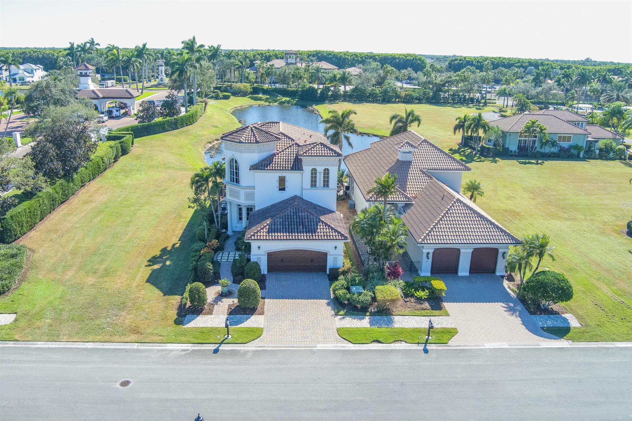 TESORO PLAT NO 6 - Residential