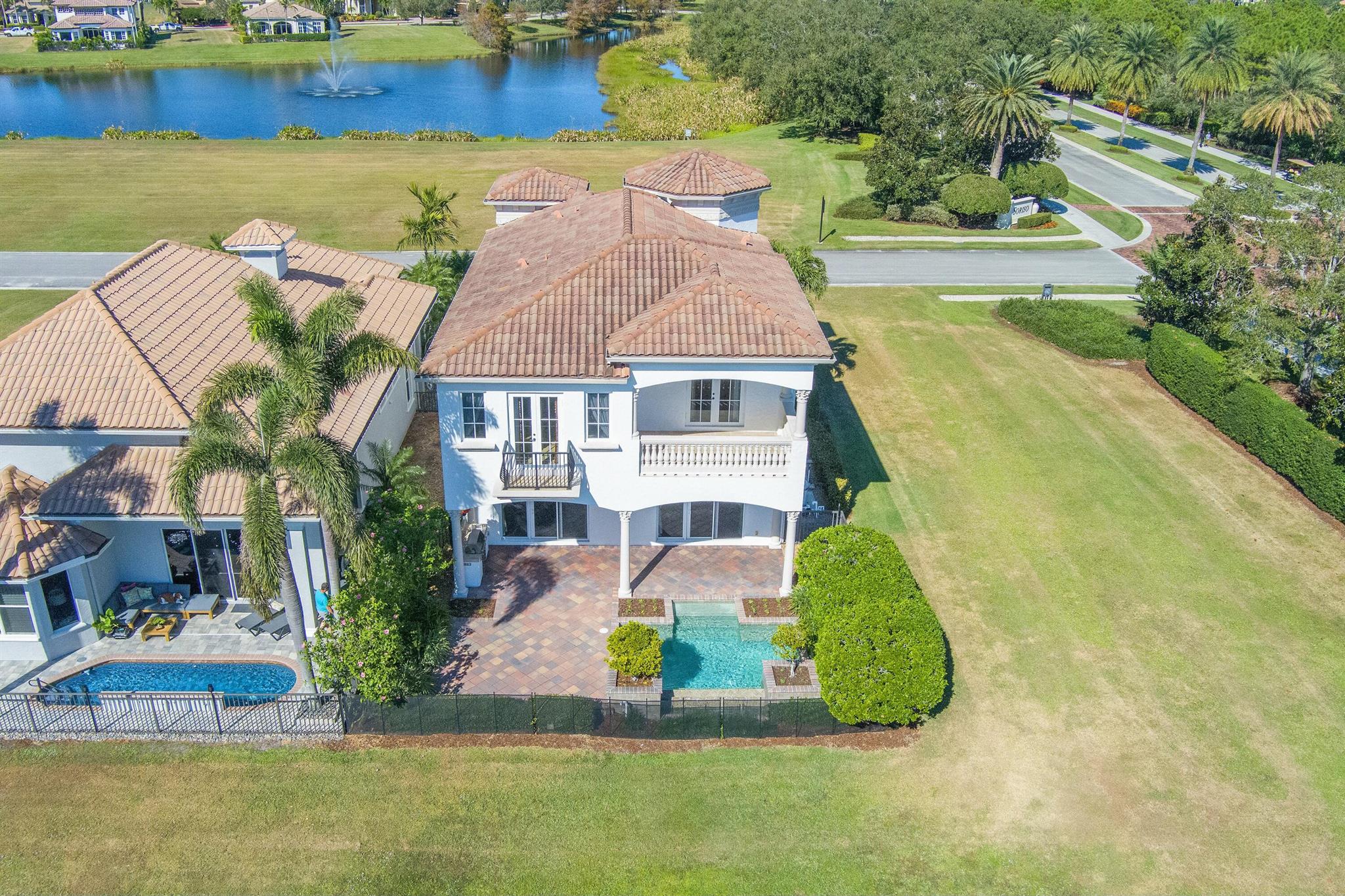 TESORO PLAT NO 6 - Residential