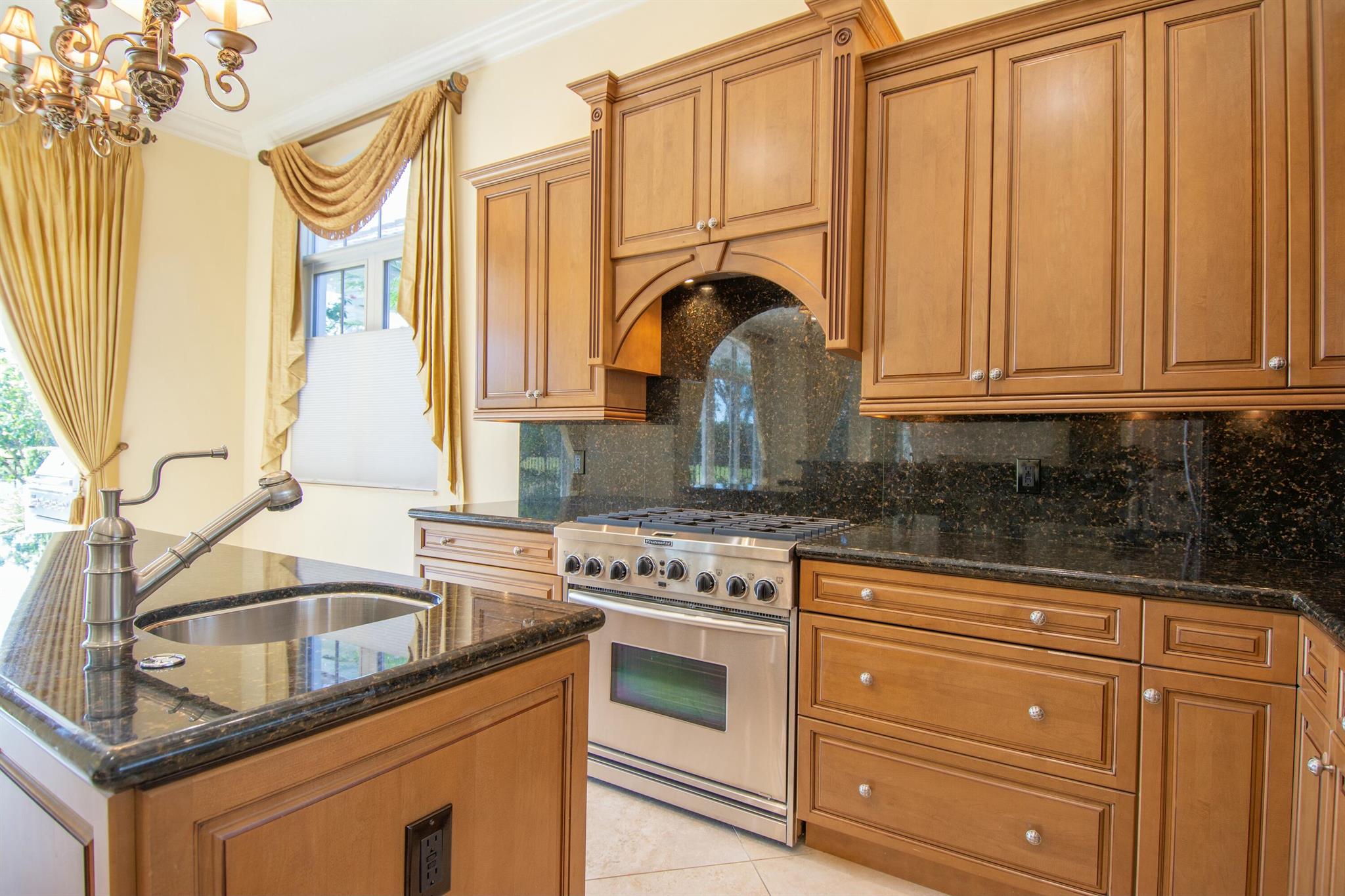 TESORO PLAT NO 6 - Residential