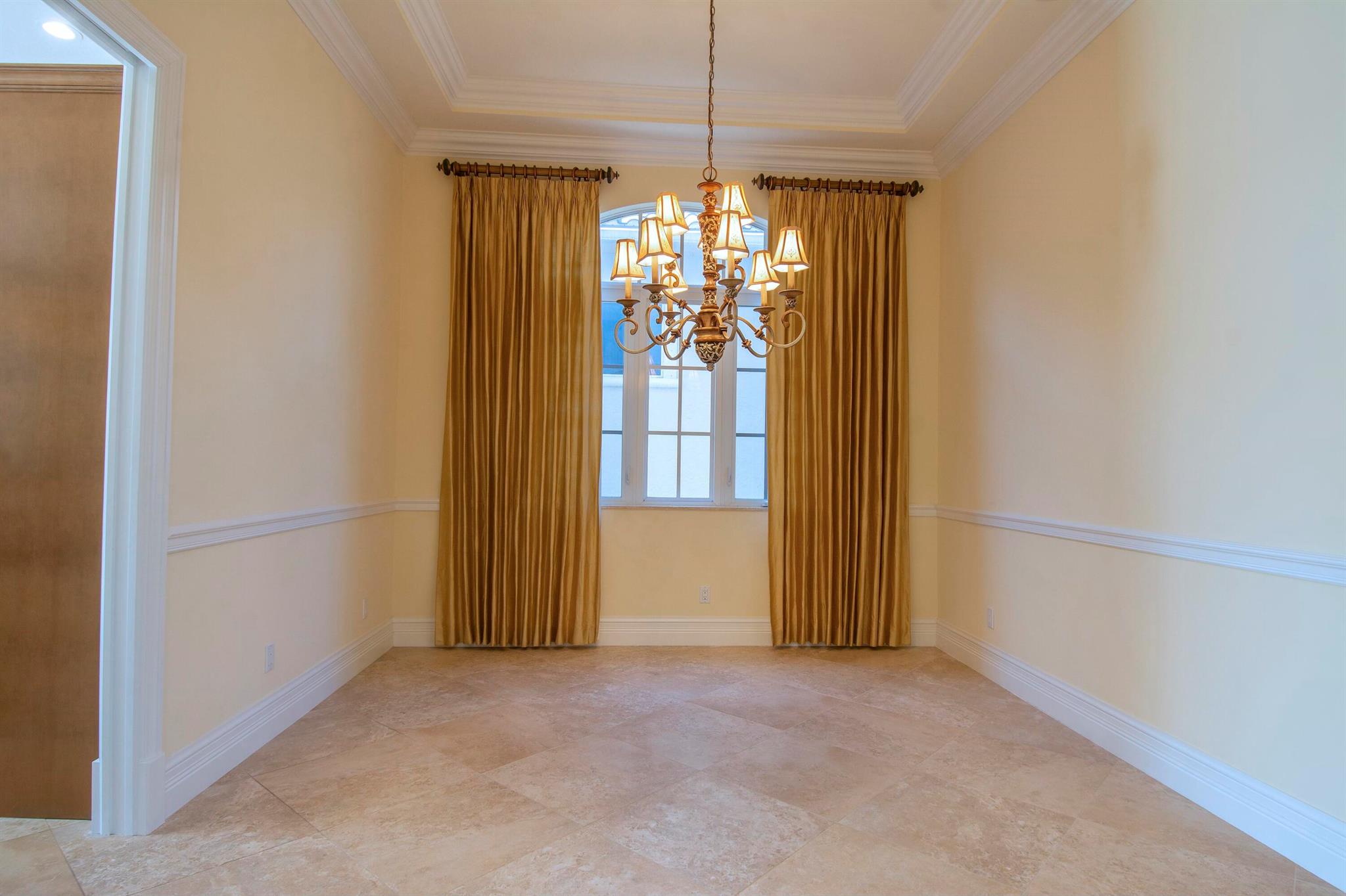 TESORO PLAT NO 6 - Residential