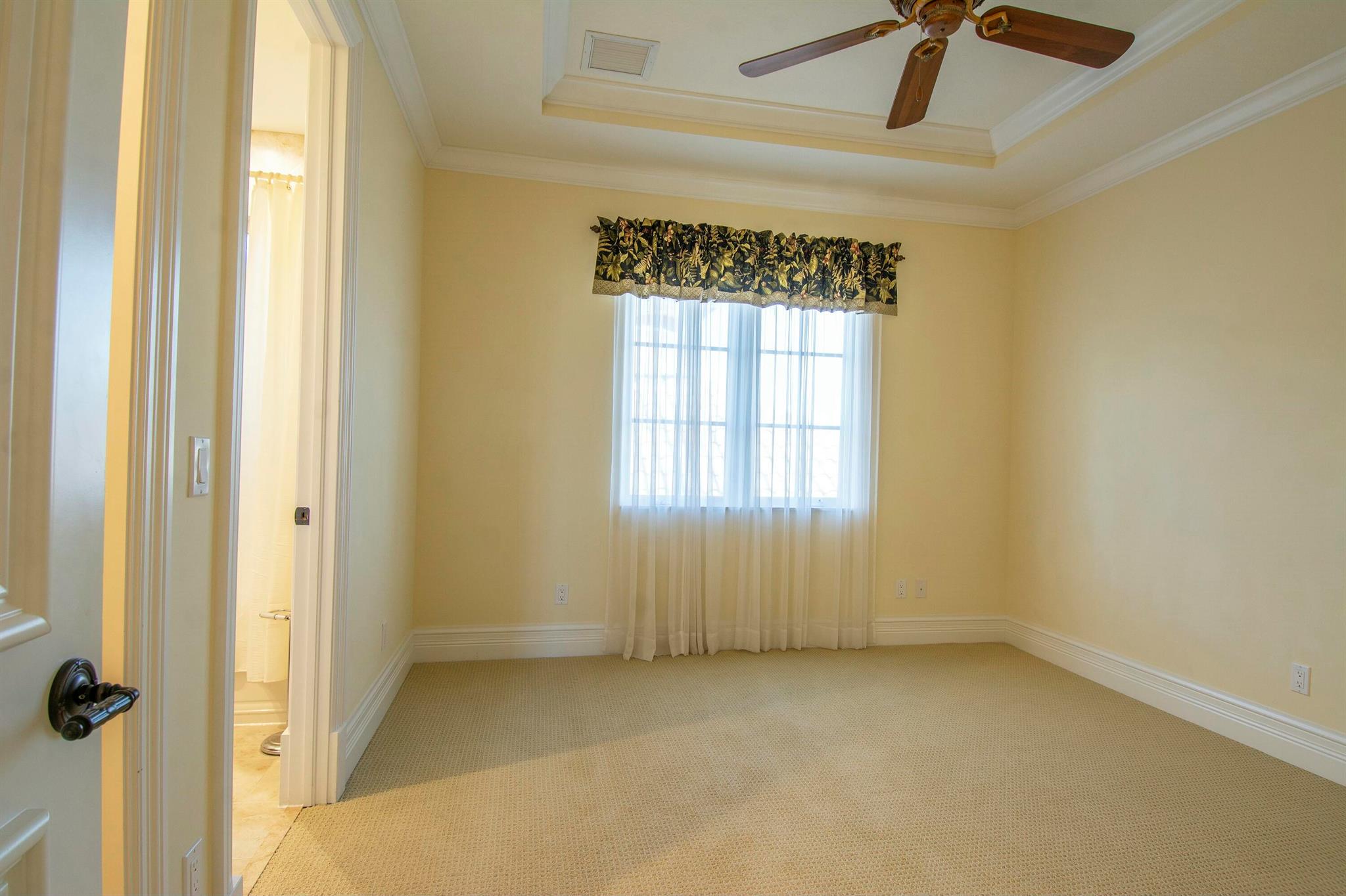 TESORO PLAT NO 6 - Residential