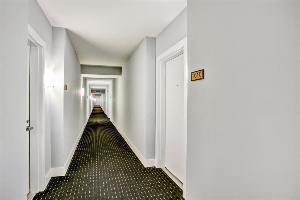 1800 CLUB CONDO - Residential Lease