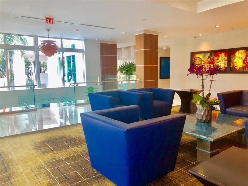 1800 CLUB CONDO - Residential Lease