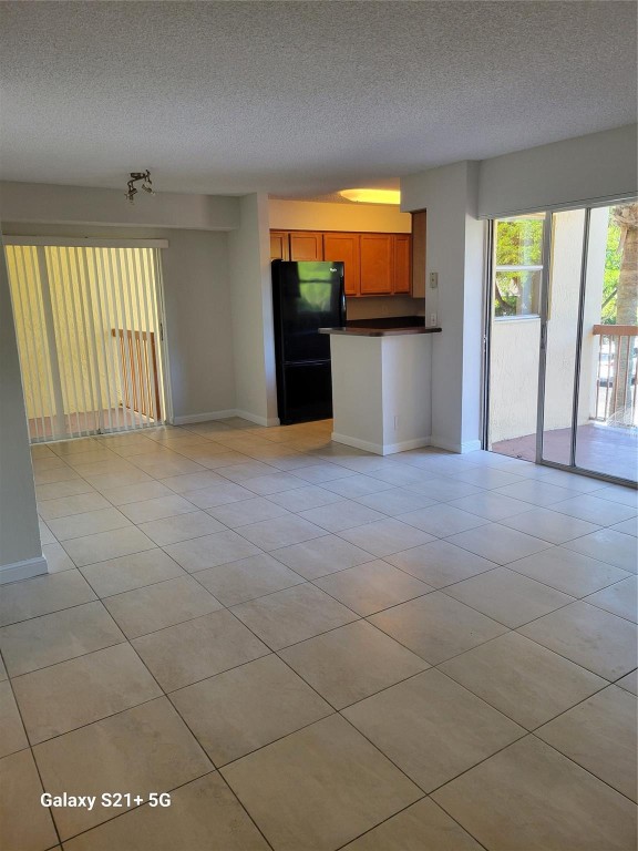 SOUTH PALM PLACE - Residential