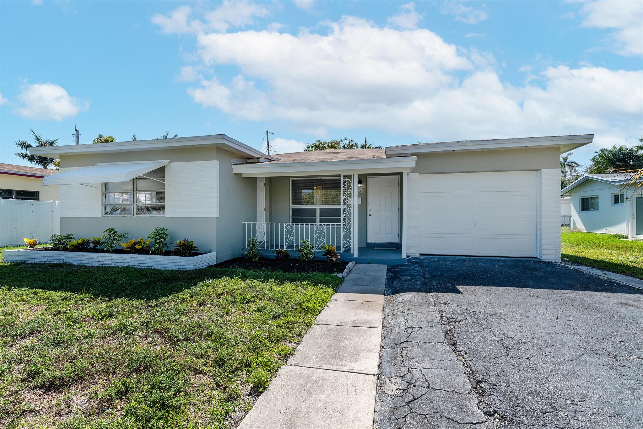 606 N 31st Court