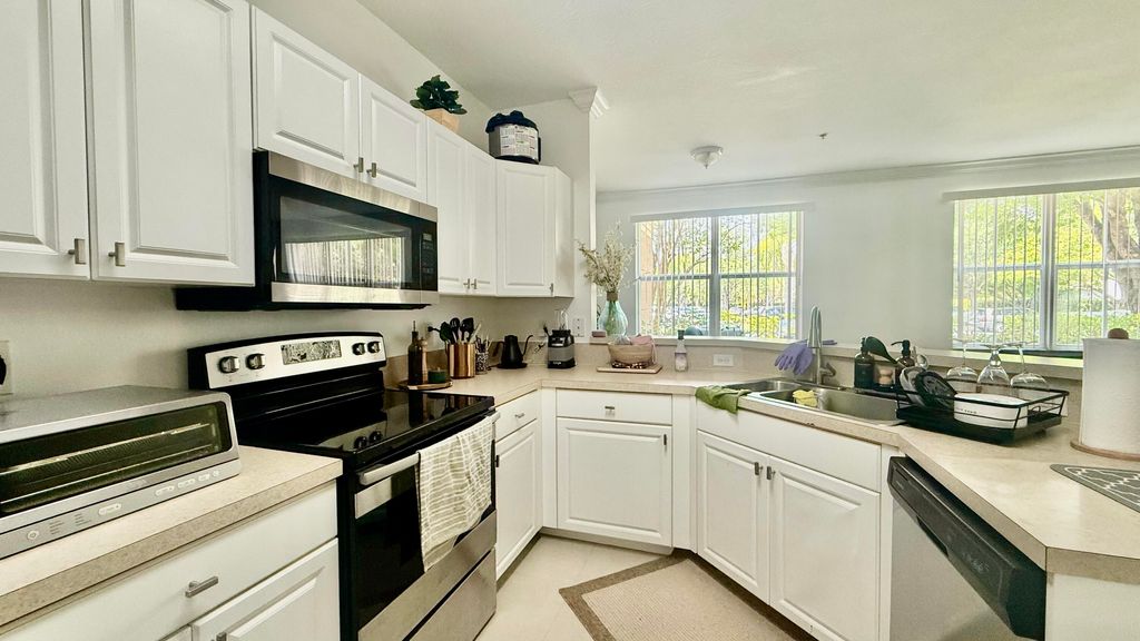 Photo of 4402 SW 160th Avenue #914, Miramar, FL 33027 (MLS # B26025463)