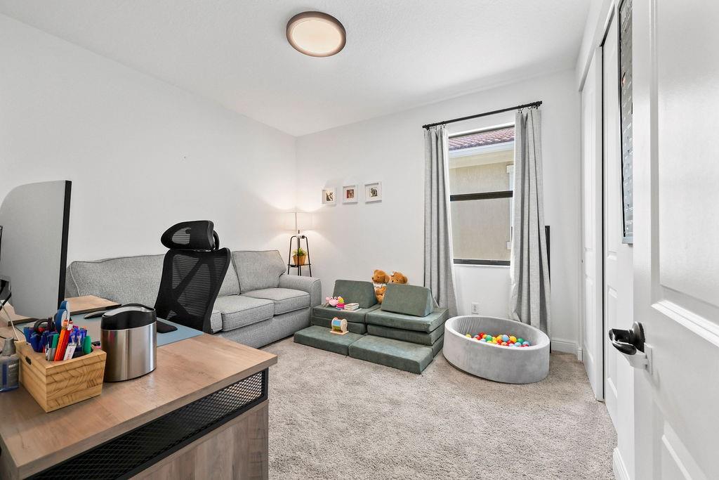 Coral Lago - Residential