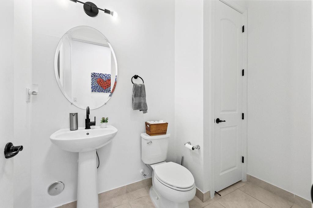 Coral Lago - Residential