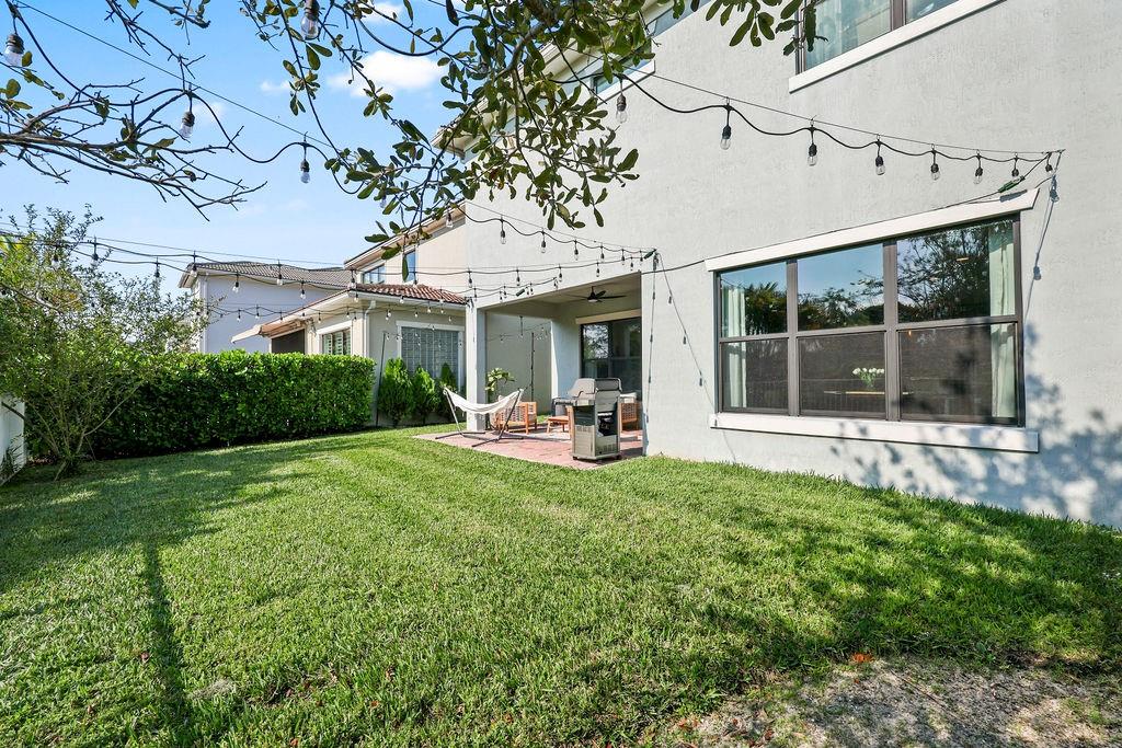 Coral Lago - Residential