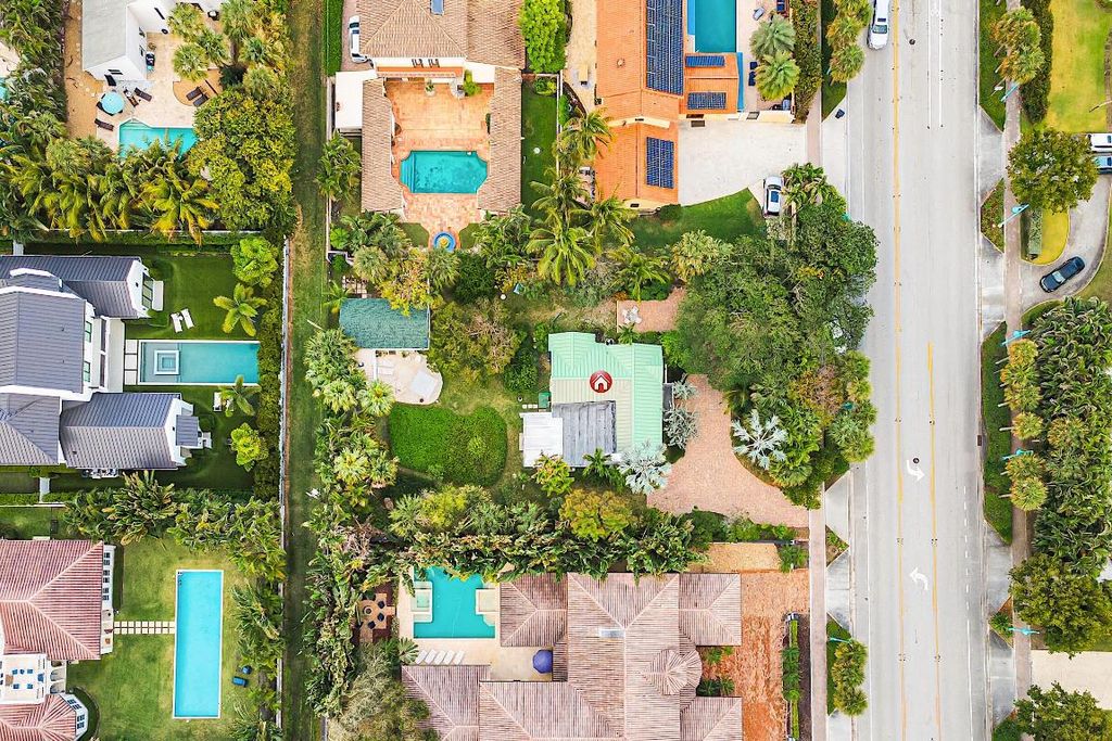 Photo of 12 E Ocean Avenue, Ocean Ridge, FL 33435 (MLS # R11057754)