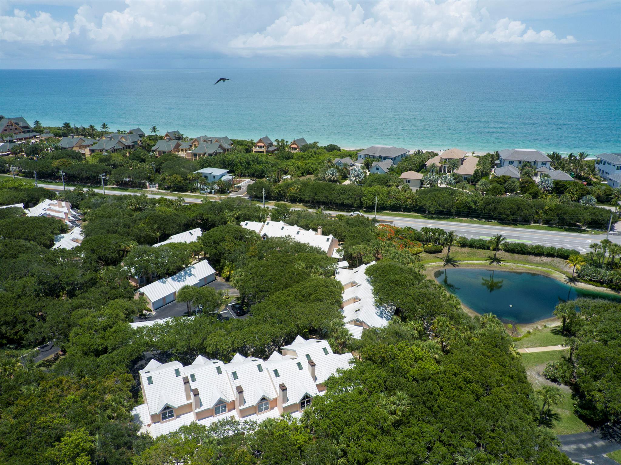 Photo 10 of 45 of 1304 Coral Park Lane 102 condo