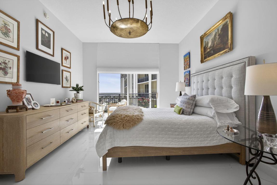 CITYPLACE SOUTH TOWER - Residential