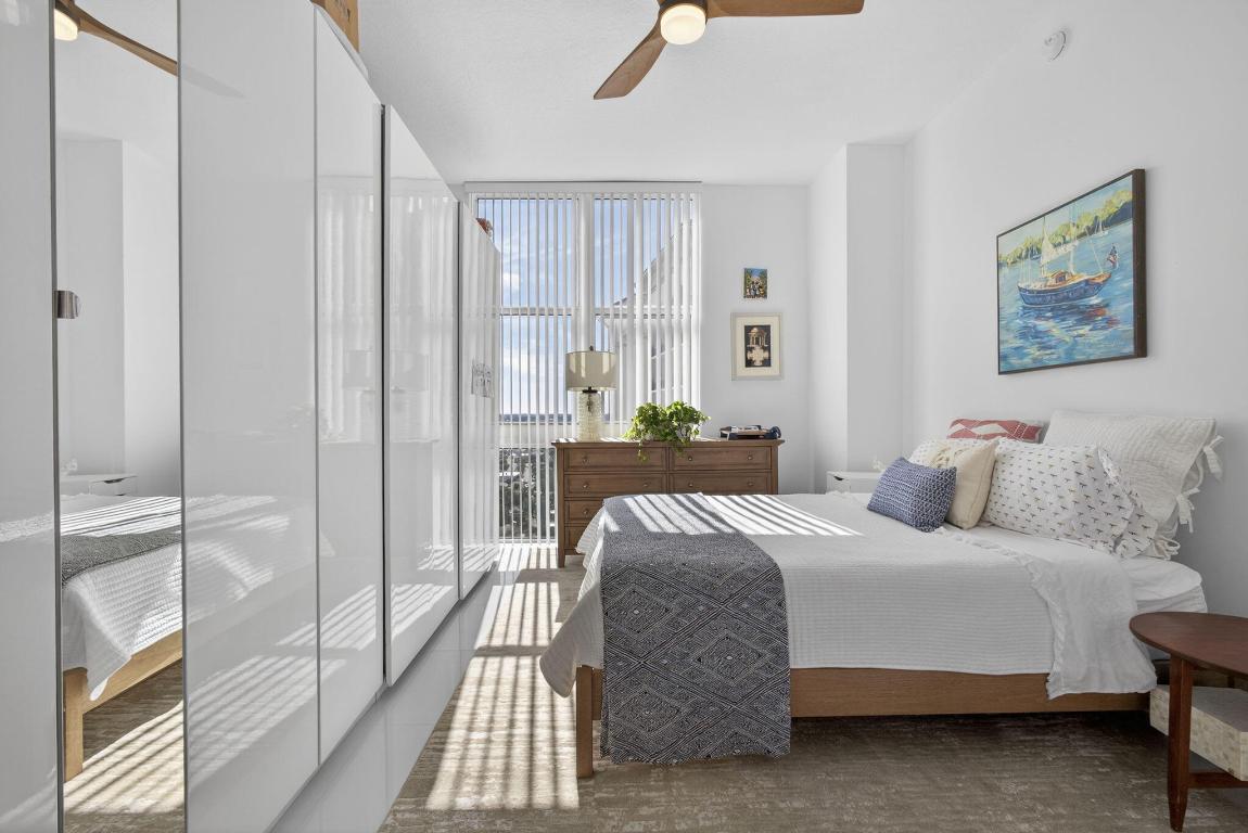 CITYPLACE SOUTH TOWER - Residential