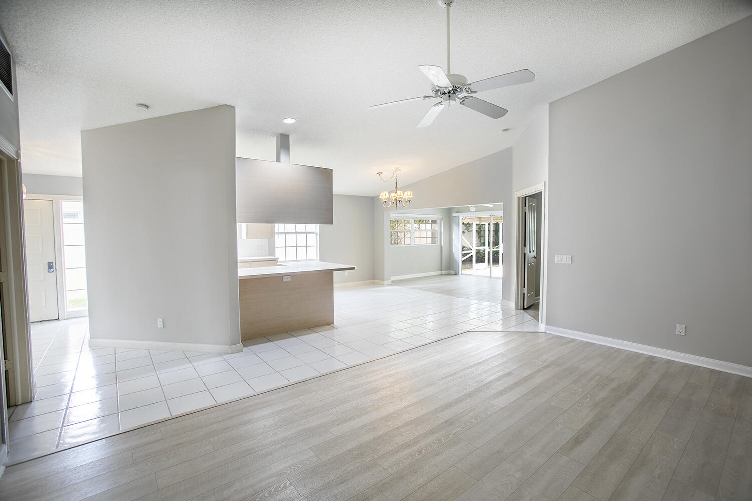 DOUBLE TREE - Residential