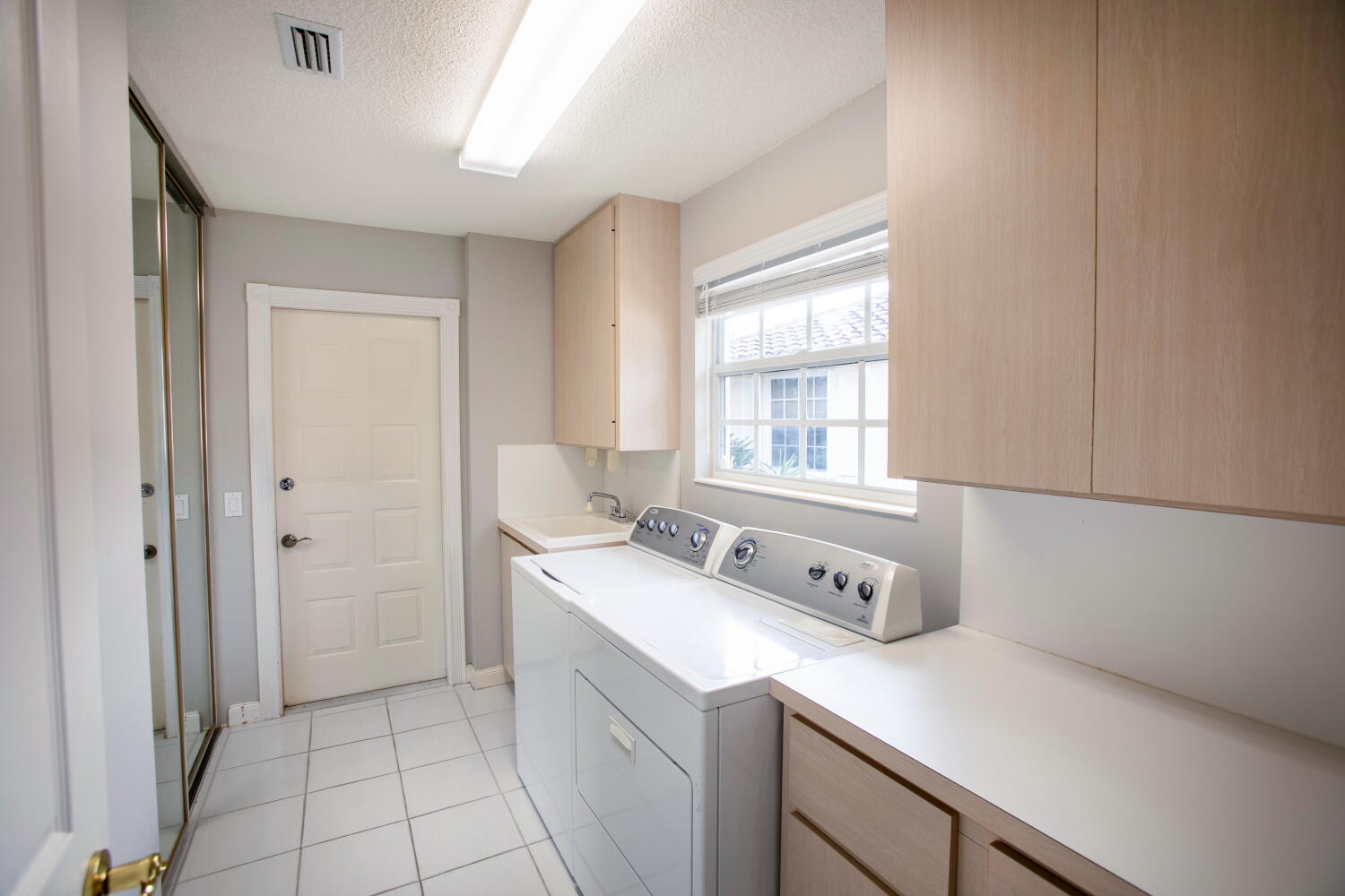 DOUBLE TREE - Residential