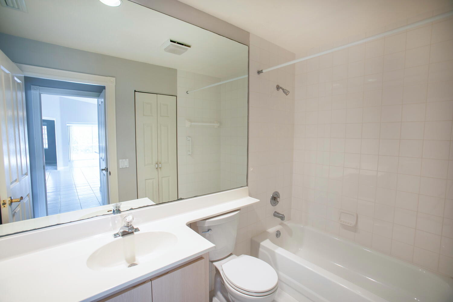 DOUBLE TREE - Residential