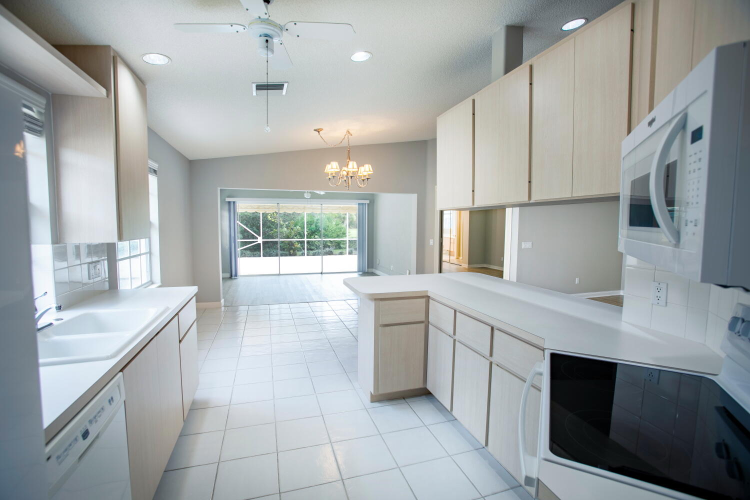 DOUBLE TREE - Residential