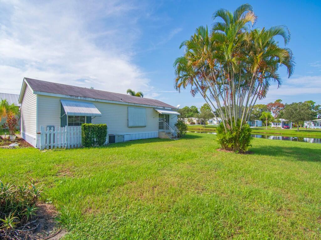 Spanish Lakes Riverfront - Residential