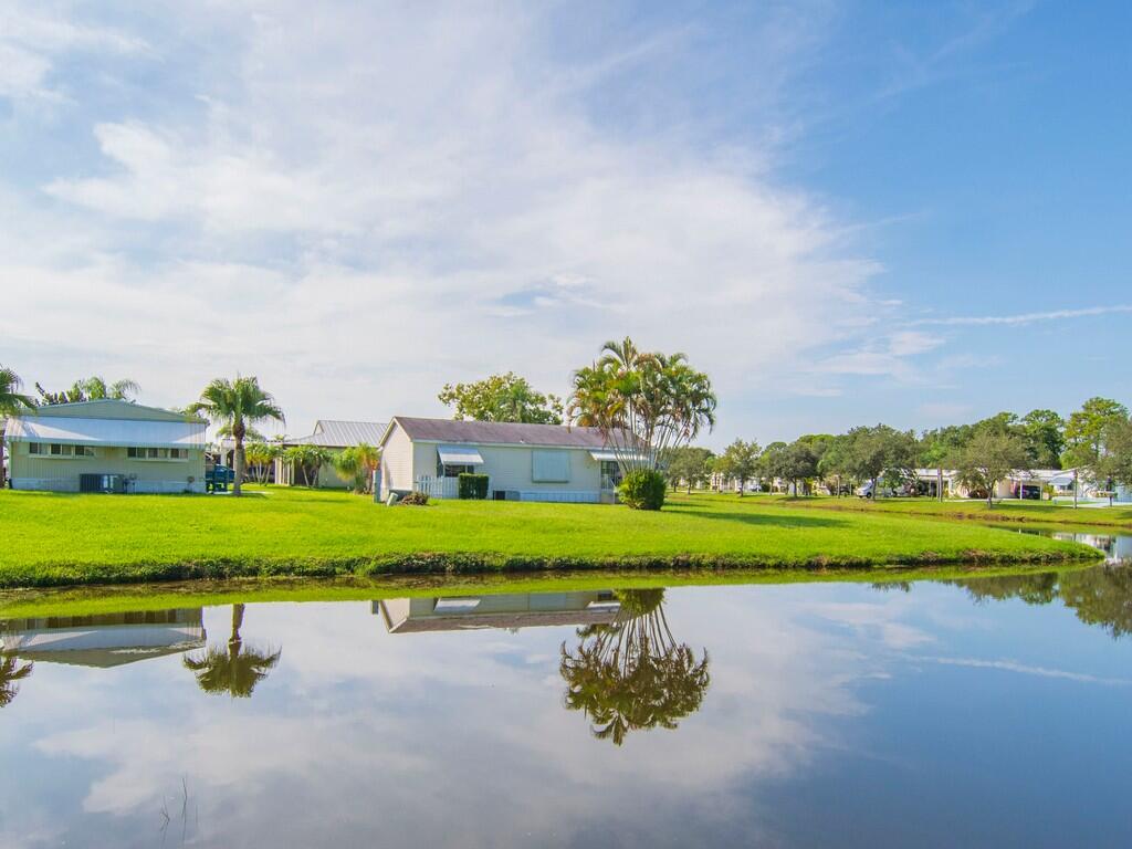 Spanish Lakes Riverfront - Residential