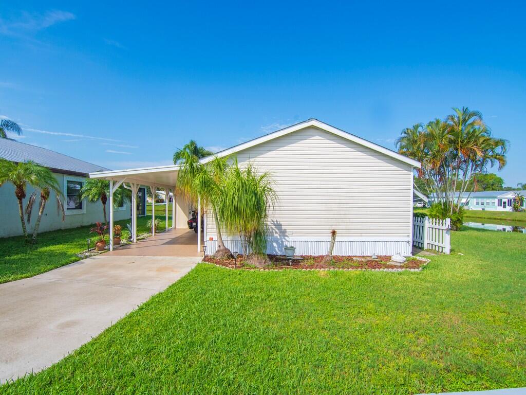 Spanish Lakes Riverfront - Residential