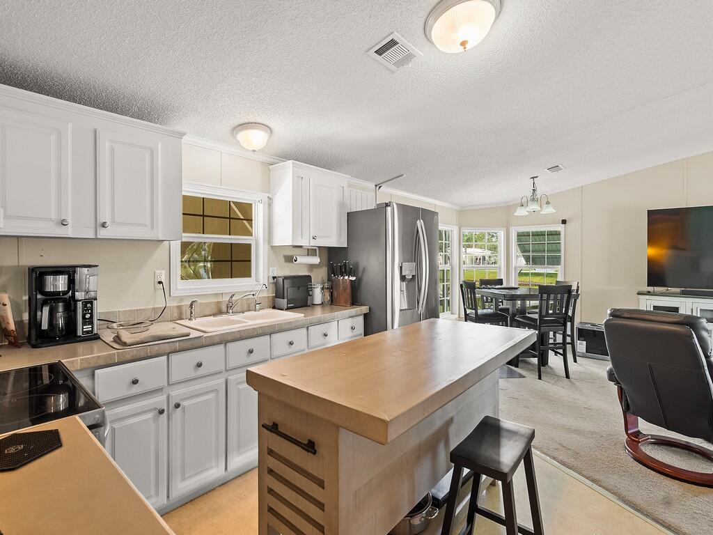 Spanish Lakes Riverfront - Residential