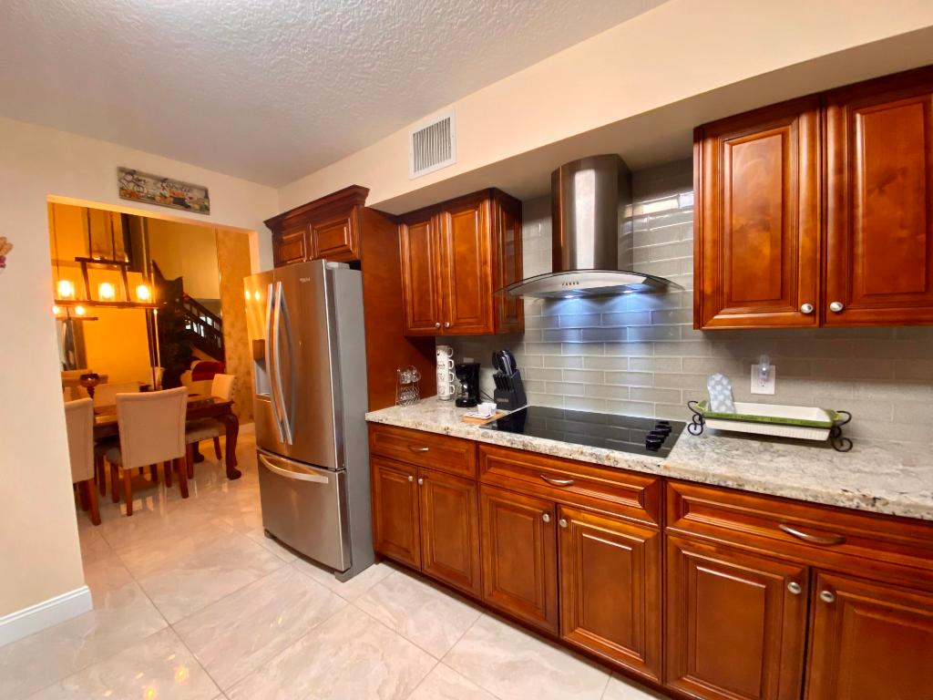 WELLINGTON TR 43 - Residential