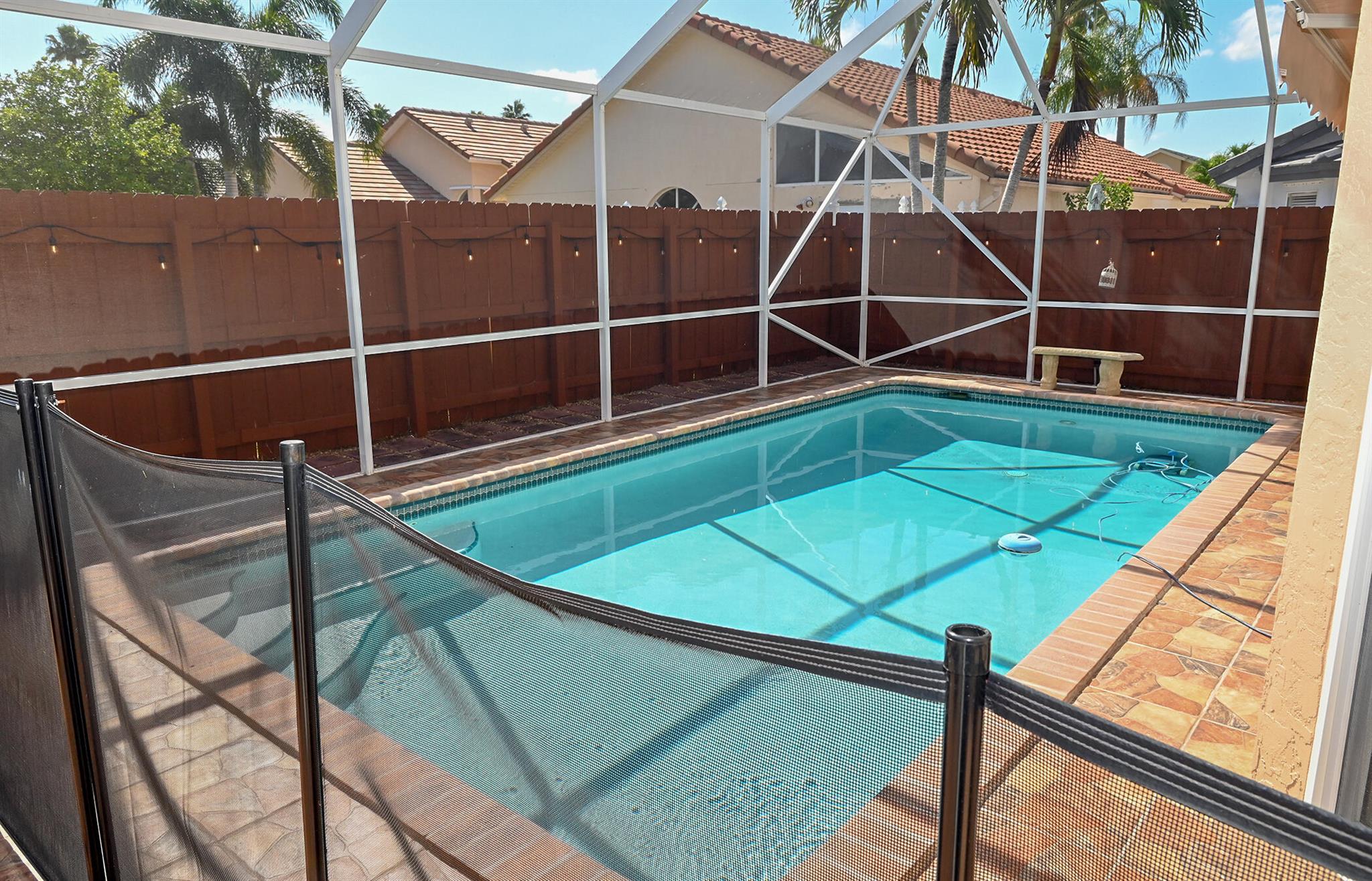 WELLINGTON TR 43 - Residential