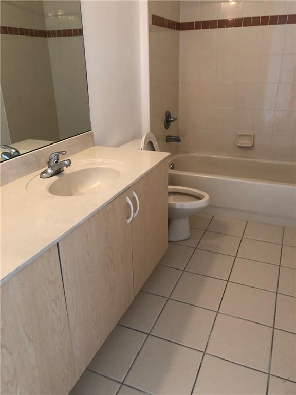 Reserve At Huntington 174 - Residential Lease