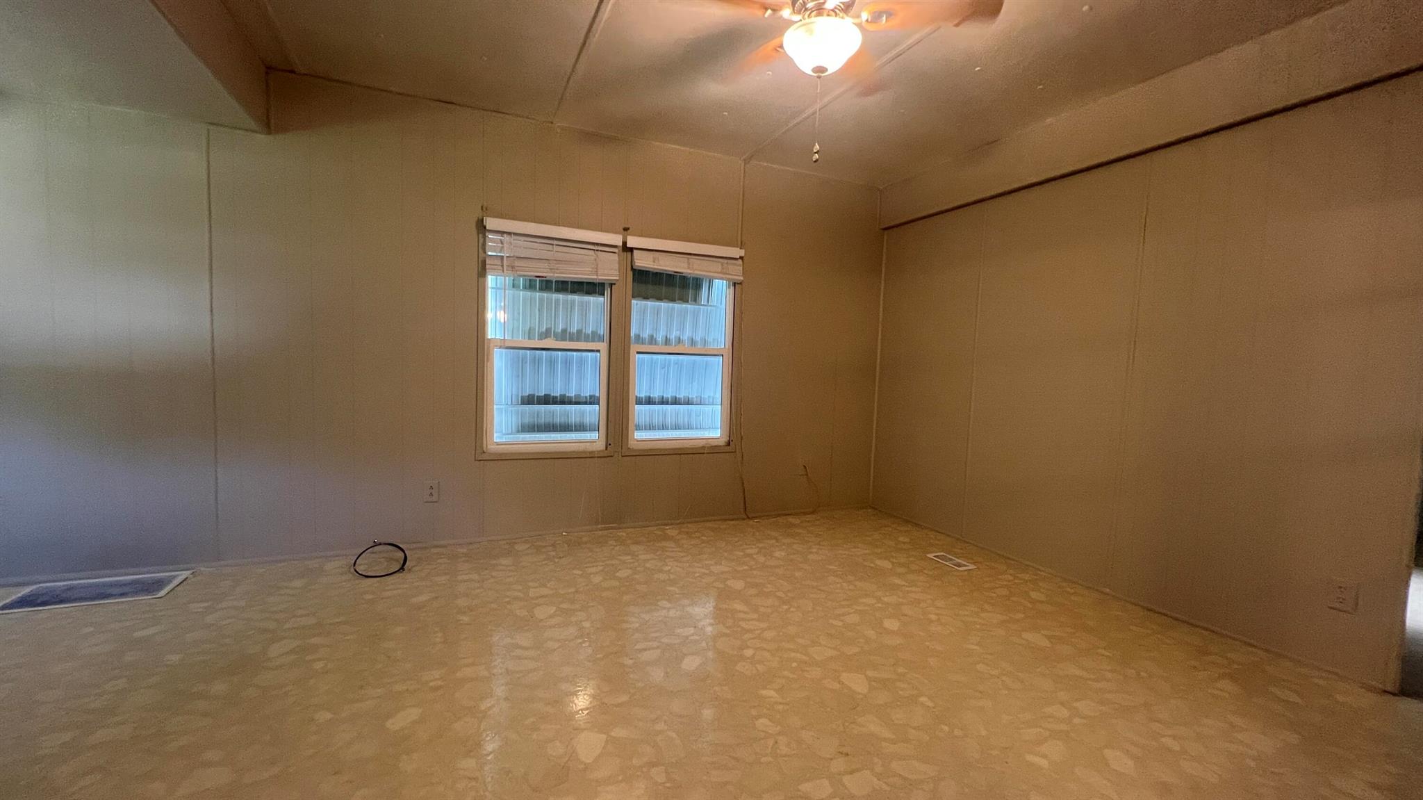 BEL-AIRE ESTATES SUBDIVIS - Residential Lease