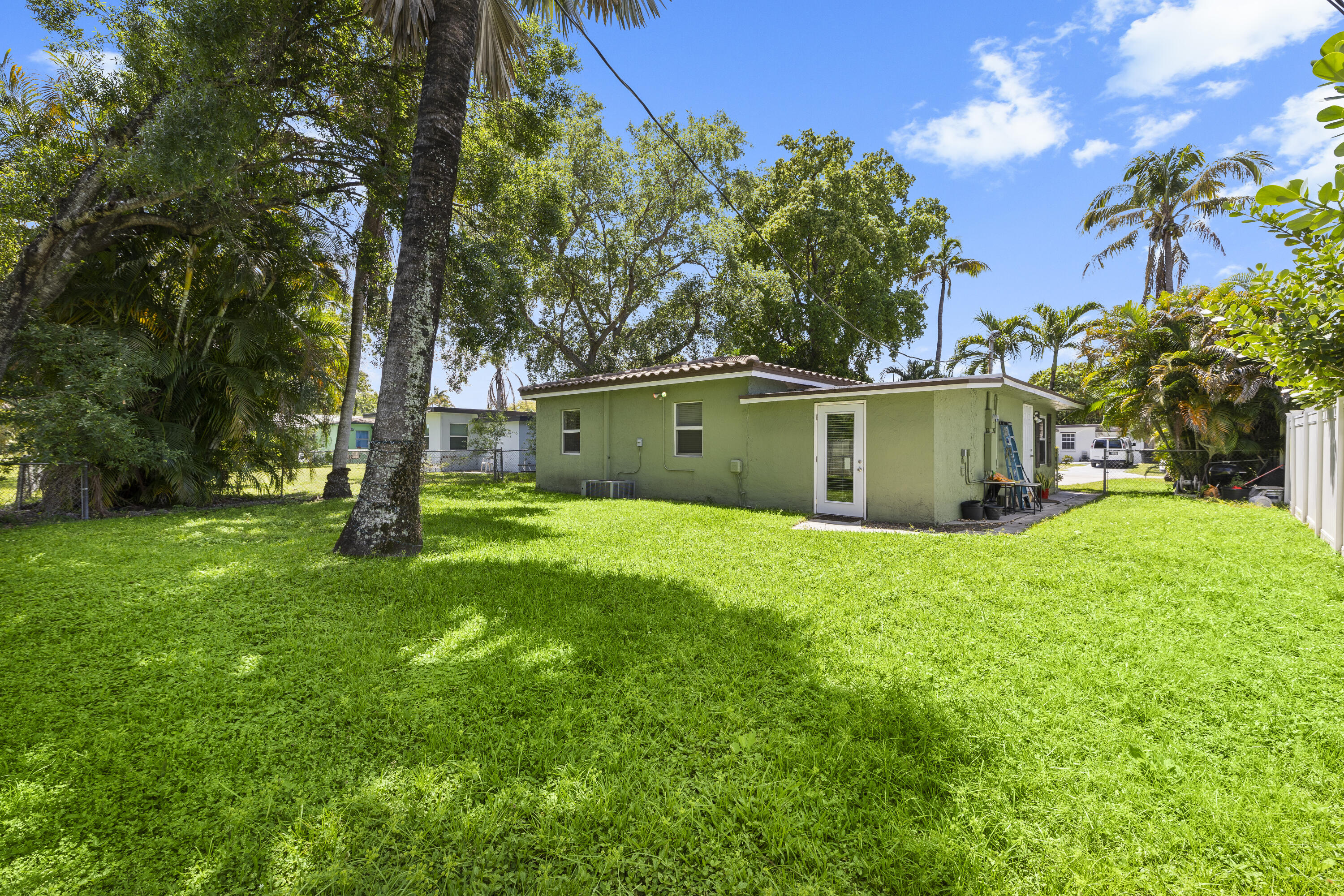 DEVONSHIRE - Residential