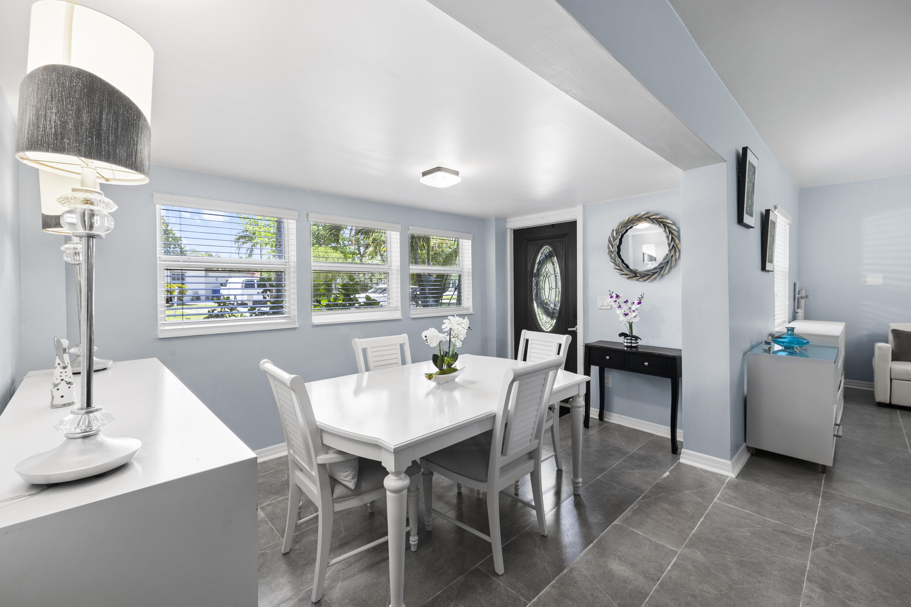 DEVONSHIRE - Residential